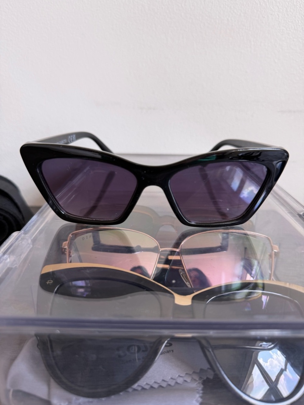 Vince Camuto Black Cat-Eye Women's Sunglasses - Stylish UV Protection - Picture 2 of 5